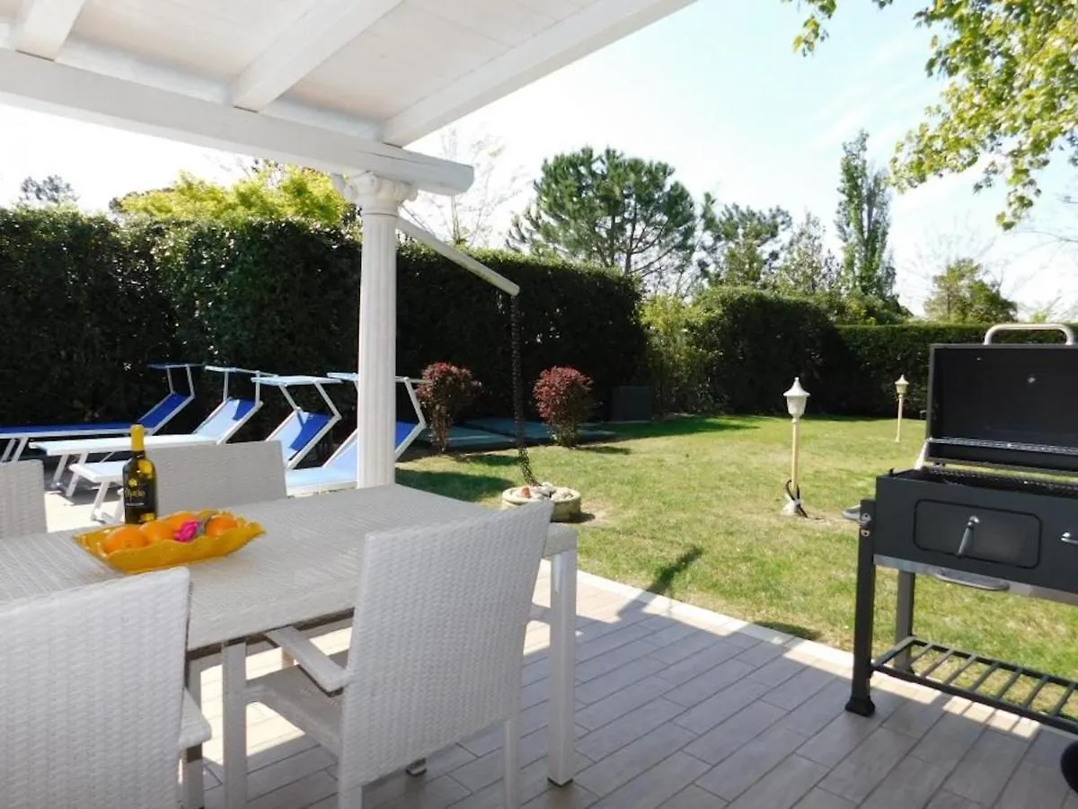 Elegant Villa In The Idyllic Island Of Albarella Albarella Island 0*,